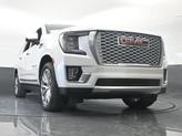 Thumbnail of 2022 White Frost Tri-Coat GMC Yukon XL