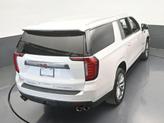 Thumbnail of 2022 White Frost Tri-Coat GMC Yukon XL