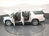 Thumbnail of 2022 White Frost Tri-Coat GMC Yukon XL