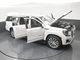 Thumbnail of 2022 White Frost Tri-Coat GMC Yukon XL