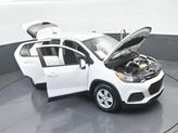 Thumbnail of 2022 Summit White Chevrolet Trax