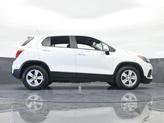 Thumbnail of 2022 Summit White Chevrolet Trax