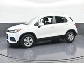 Thumbnail of 2022 Summit White Chevrolet Trax
