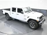Thumbnail of 2024 Bright White Clearcoat Jeep Gladiator