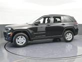 Thumbnail of 2025 Diamond Black Jeep Grand Cherokee