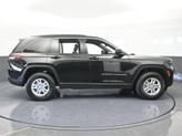 Thumbnail of 2025 Diamond Black Jeep Grand Cherokee