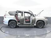 Thumbnail of 2021 Starfire Pearl Lexus GX 460