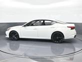 Thumbnail of 2021 Glacier White Nissan Altima