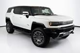 Thumbnail of 2025 Interstellar White GMC HUMMER EV SUV