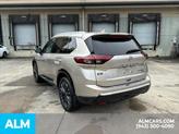 Thumbnail of 2024 Champagne Silver Metallic Nissan Rogue