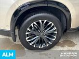 Thumbnail of 2024 Champagne Silver Metallic Nissan Rogue
