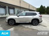 Thumbnail of 2024 Champagne Silver Metallic Nissan Rogue