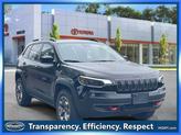 Photo of 2022 Diamond Black Crystal Pearlcoat Jeep Cherokee