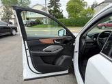 Thumbnail of 2022 White Acura MDX