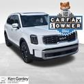 Photo of 2023 Glacial White Pearl Kia Telluride