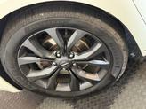 Thumbnail of 2020 Luxury White Pearlcoat Chrysler Pacifica