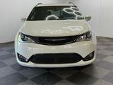 Thumbnail of 2020 Luxury White Pearlcoat Chrysler Pacifica