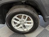 Thumbnail of 2021 Metallic Jeep Grand Cherokee L