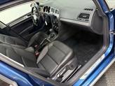 Thumbnail of 2017 Silk Blue Metallic Volkswagen Golf Alltrack