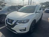 Photo of 2020 White Nissan Rogue