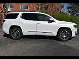 Thumbnail of 2022 White Frost Tricoat GMC Acadia