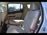 Thumbnail of 2022 White Frost Tricoat GMC Acadia