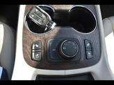 Thumbnail of 2022 White Frost Tricoat GMC Acadia