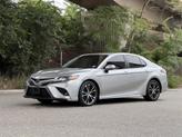 Photo of 2018 Celestial Silver Metallic Toyota Camry