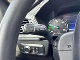 Thumbnail of 2021 Oxford White Ford Escape