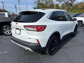 Thumbnail of 2021 Oxford White Ford Escape