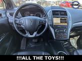 Thumbnail of 2016 White Platinum Metallic Tri-Coat Lincoln MKC