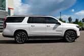 Thumbnail of 2023 Iridescent Pearl Tricoat Chevrolet Suburban