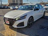 Thumbnail of 2025 Pearl White Tricoat Nissan Altima
