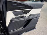 Thumbnail of 2024 Infinite Black Metallic Clearcoat Lincoln Nautilus