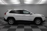 Thumbnail of 2015 Bright White Jeep Cherokee