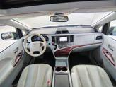Thumbnail of 2014 Blue Toyota Sienna