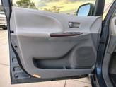 Thumbnail of 2014 Blue Toyota Sienna