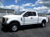 Thumbnail of 2017 Oxford White Ford F-250