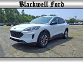 Photo of 2022 Oxford White Ford Escape