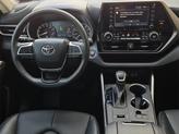 Thumbnail of 2022 Celestial Silver Metallic Toyota Highlander
