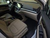 Thumbnail of 2024 Platinum White Pearl Honda Odyssey