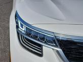 Thumbnail of 2023 Snow White Pearl Kia Seltos