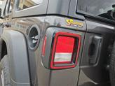Thumbnail of 2025 Granite Crystal Clearcoat Metallic Jeep Wrangler