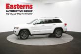 Thumbnail of 2019 Bright White Clearcoat Jeep Grand Cherokee