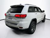 Thumbnail of 2022 Bright White Clearcoat Jeep Grand Cherokee