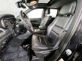 Thumbnail of 2022 Diamond Black Crystal Pearlcoat Jeep Grand Cherokee
