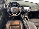 Thumbnail of 2022 Diamond Black Crystal Pearlcoat Jeep Grand Cherokee