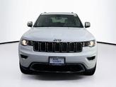 Thumbnail of 2022 Bright White Clearcoat Jeep Grand Cherokee