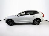 Thumbnail of 2022 Crystal White Metallic Volvo XC60