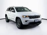 Thumbnail of 2022 Bright White Clearcoat Jeep Grand Cherokee